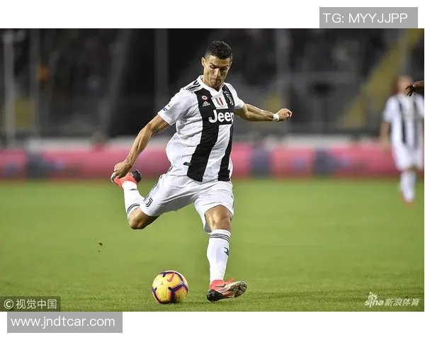 亚洲足球史上十大传奇球星风云人物盘点与影响力解析