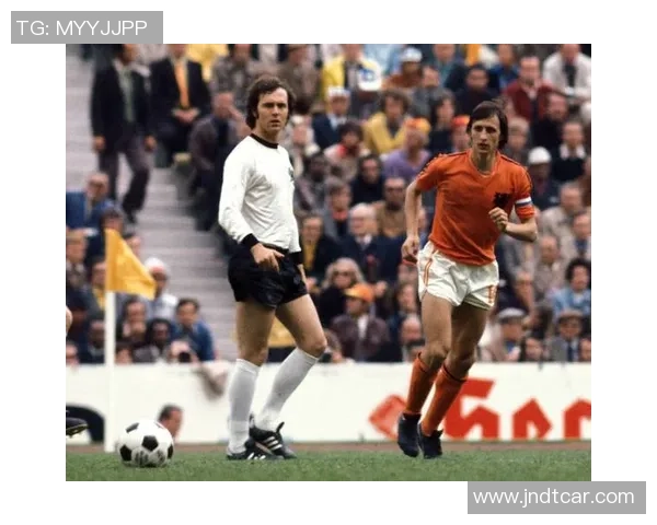 足球界十大金哨球星排名揭晓 哪些传奇人物引领历史潮流